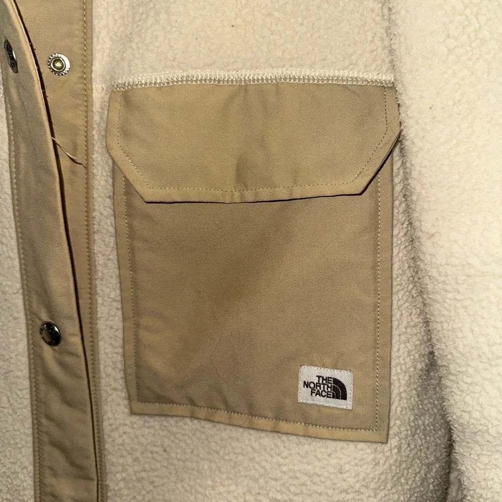 The North Face Women's Cragmont Fleece Coat - Picture 6 of 6